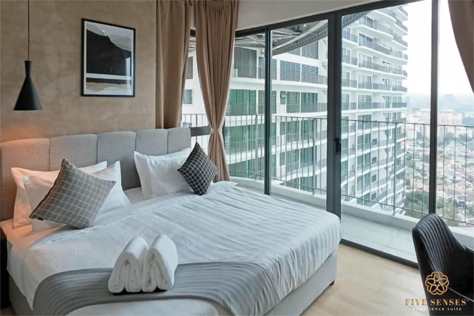 Linq Sky Residence By Five Senses Kuala Lumpur Habitación foto